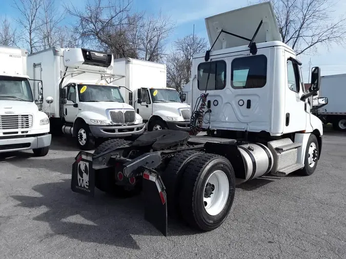 2022 FREIGHTLINER/MERCEDES CASCADIA PX12642ST