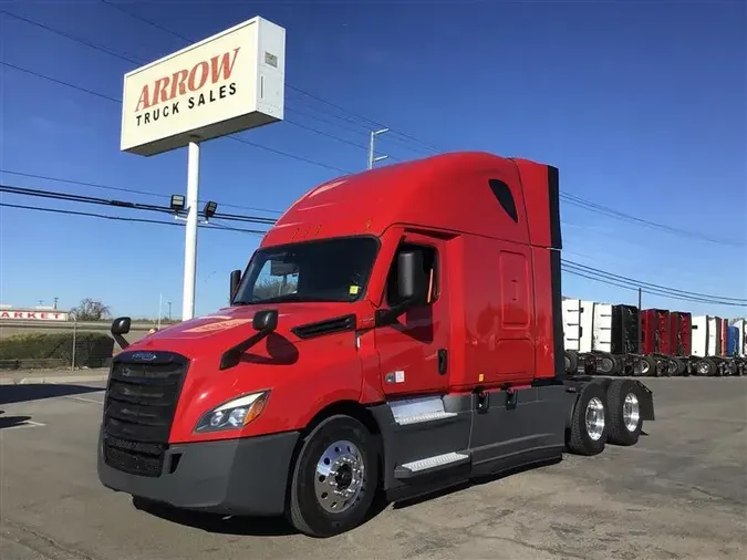 2021 FREIGHTLINER CASCADIA