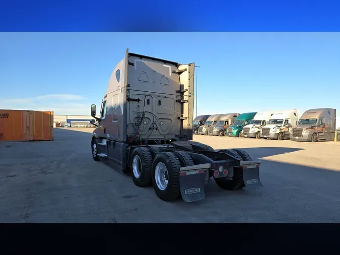 2023 Freightliner Cascadia