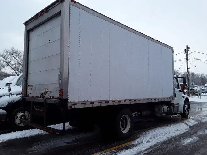 2017 FREIGHTLINER/MERCEDES M2 106