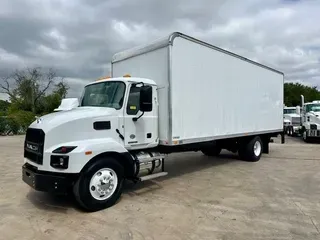 2022 MACK MD64