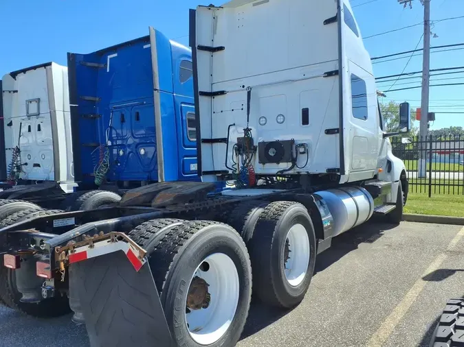 2019 NAVISTAR INTERNATIONAL LT625 SLPR CAB