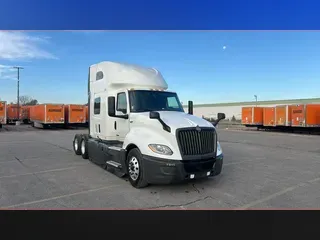 2022 International LT