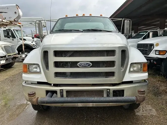 2006 FORD F650 SD