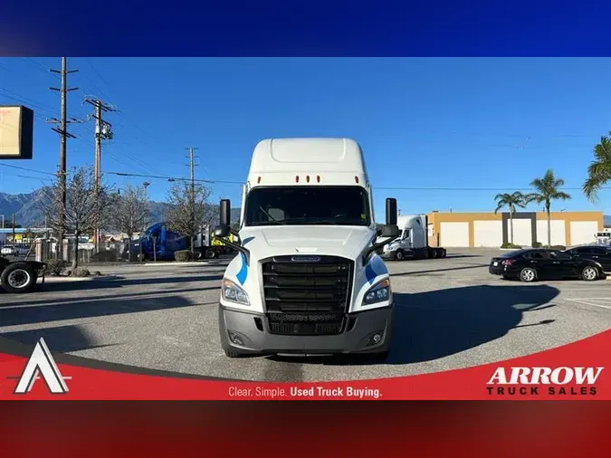 2021 FREIGHTLINER CA126