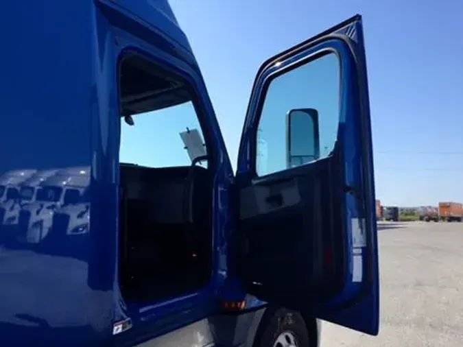 2019 Freightliner Cascadia