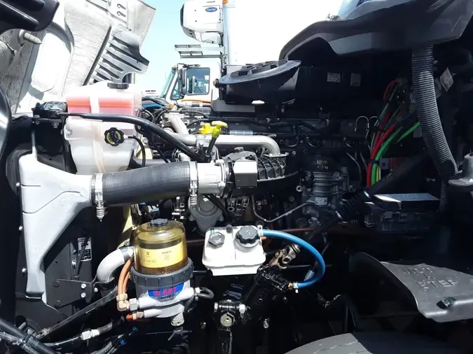 2018 FREIGHTLINER CASCADIA 125