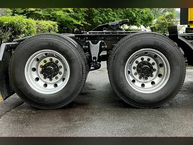 2021 INT LT625 6x4