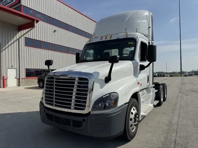 2016 Freightliner Cascadia