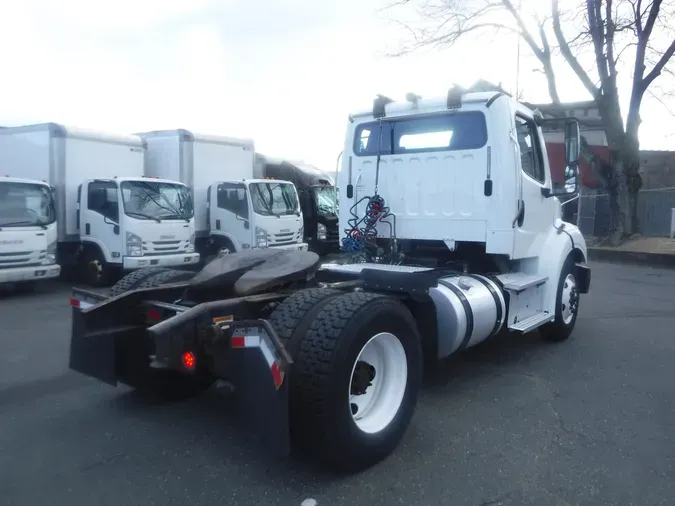 2017 FREIGHTLINER/MERCEDES M2-112