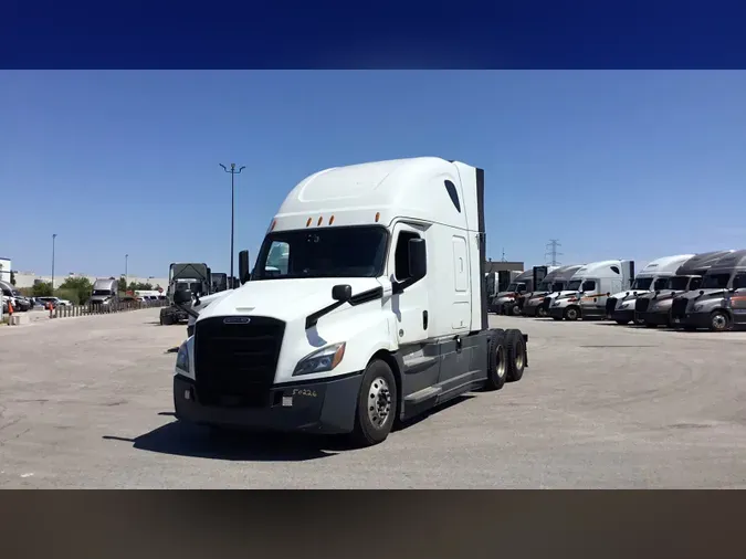 2020 Freightliner Cascadia