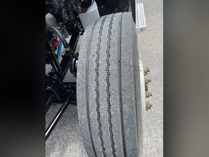 2020 Peterbilt 567