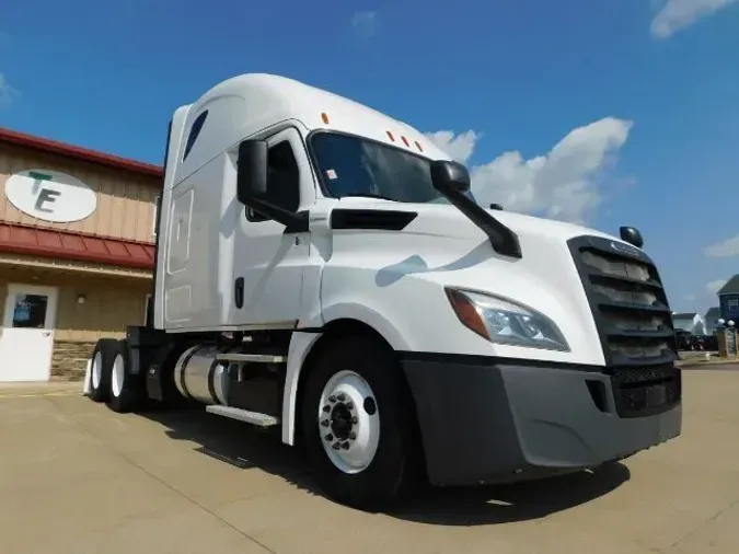 2018 Freightliner New Cascadia 12636ecf4afb7e0f12e2c1c7c215ec65165