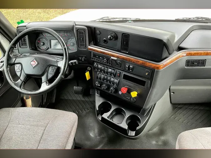 2021 INT LT625 6x4