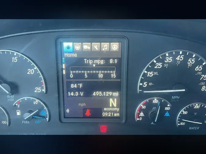 2022 Freightliner Cascadia 126