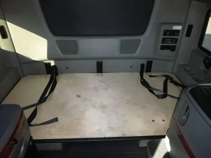 2022 International LT625