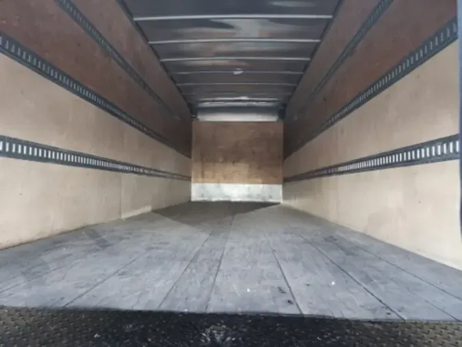 2016 FREIGHTLINER M2 106