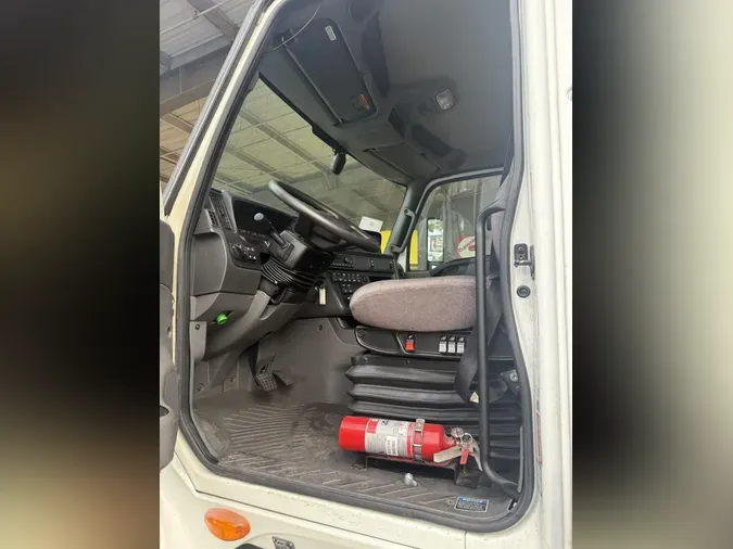 2021 International LT625