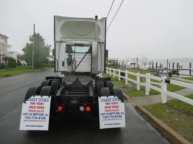 2019 INTERNATIONAL LT 625 6X4