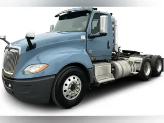 2020 International LT625