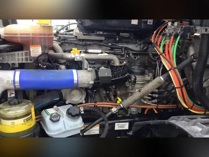 2021 Freightliner Cascadia 12636ff7327373c8831a964d87796dbb0e8