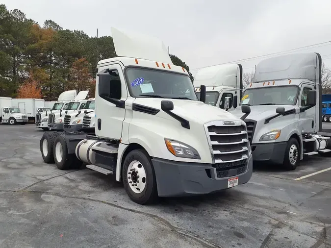 2019 FREIGHTLINER/MERCEDES NEW CASCADIA PX126643701651f281af9afa815350cb61de0bd