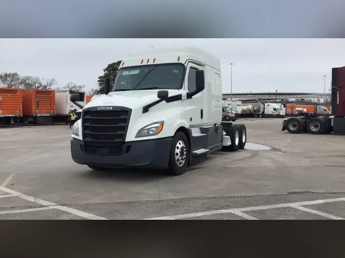 2020 Freightliner Cascadia