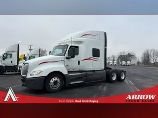 2022 INTERNATIONAL LT