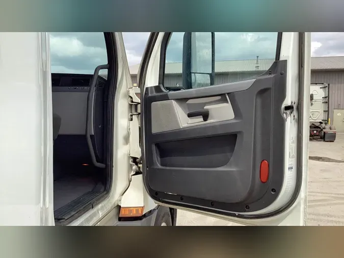 2021 Freightliner Cascadia