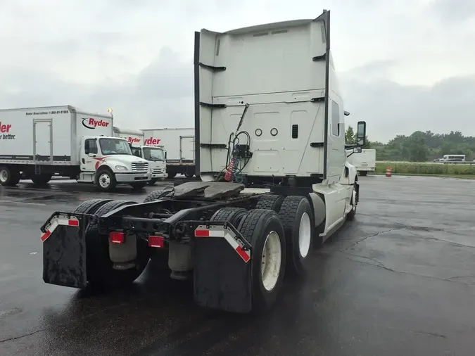 2019 NAVISTAR INTERNATIONAL LT625 SLPR CAB