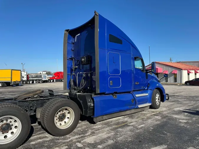 2021 KENWORTH T680