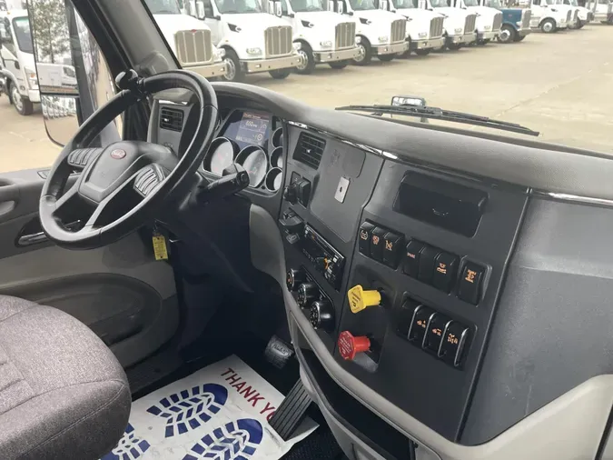 2020 Peterbilt 579