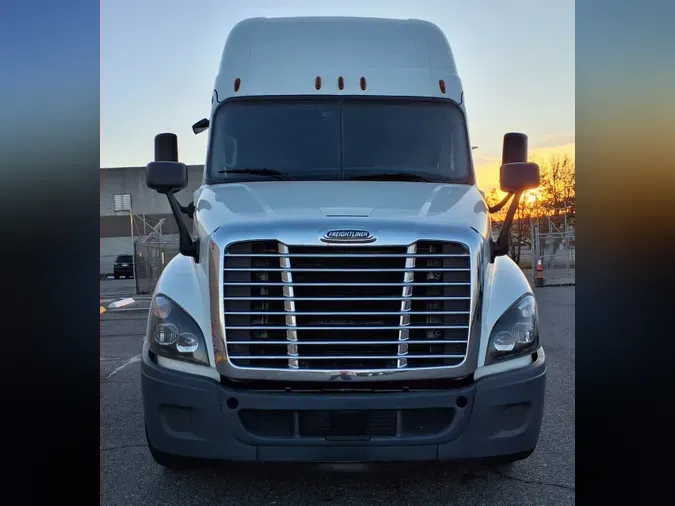 2020 FREIGHTLINER/MERCEDES CASCADIA 125370dd0281828eace1d9eb4d97d5cbaeb