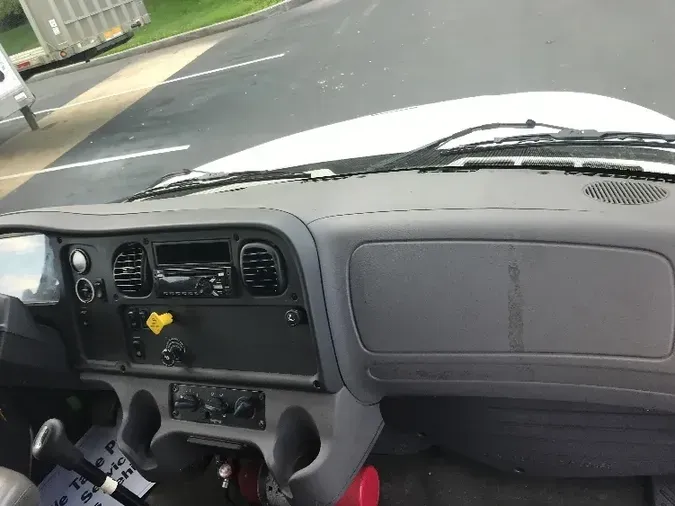 2019 FREIGHTLINER M2