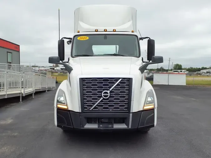2020 VOLVO VNL64T-300371304f713fb67b90da9dc737bb5f5e7