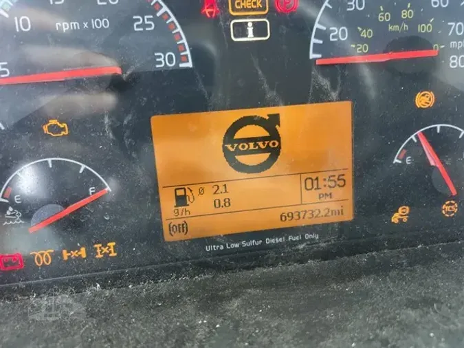 2015 VOLVO VNL64T6703713430fd84327c50362767aa55432be