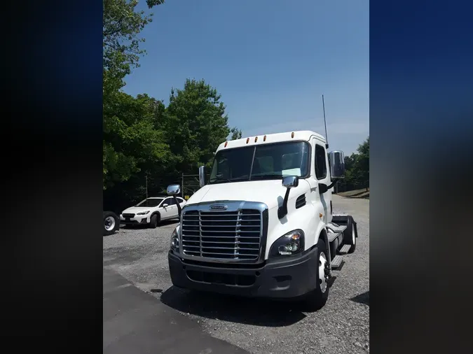 2018 FREIGHTLINER/MERCEDES CASCADIA 11337136f19cd23c9a5736ae96dac3b117e