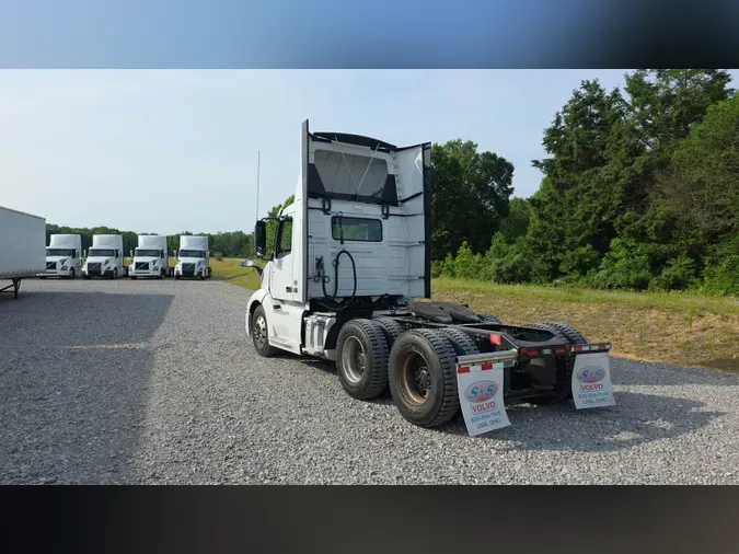 2019 Volvo VNL300
