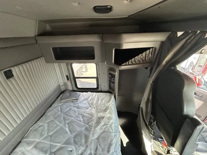 2019 Kenworth T8003713eb9580634fdeaef7bef1ca289dd3