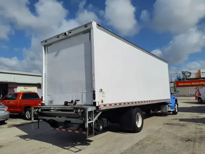 2019 FREIGHTLINER/MERCEDES M2 106