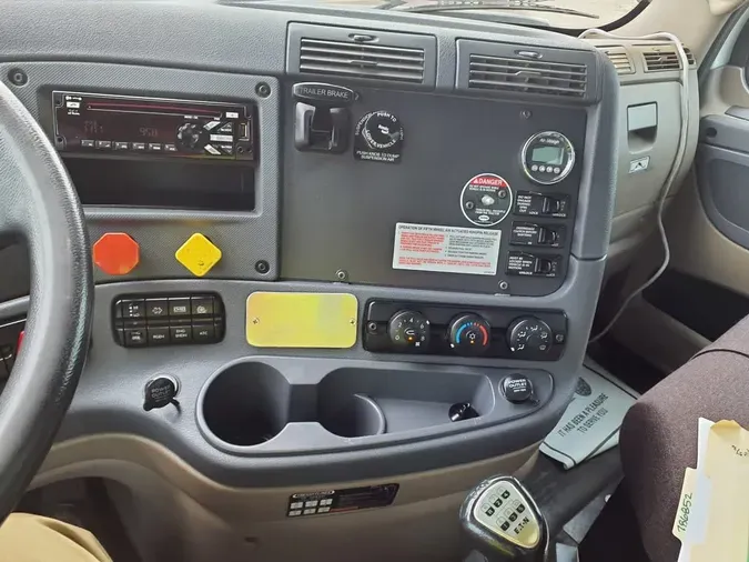2019 FREIGHTLINER CASCADIA 125
