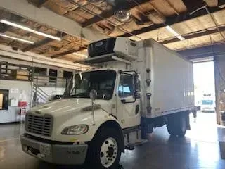 2018 FREIGHTLINER/MERCEDES M2 106