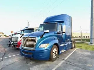 2020 International LT625