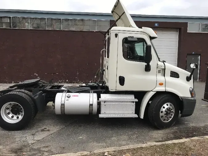 2019 Freightliner X11342ST