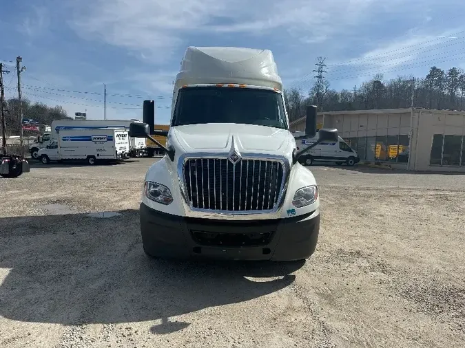 2018 International LT625