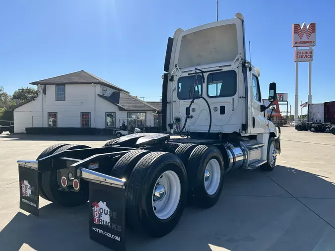 2015 Freightliner Cascadia