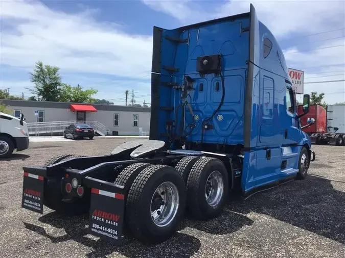 2021 FREIGHTLINER CA126