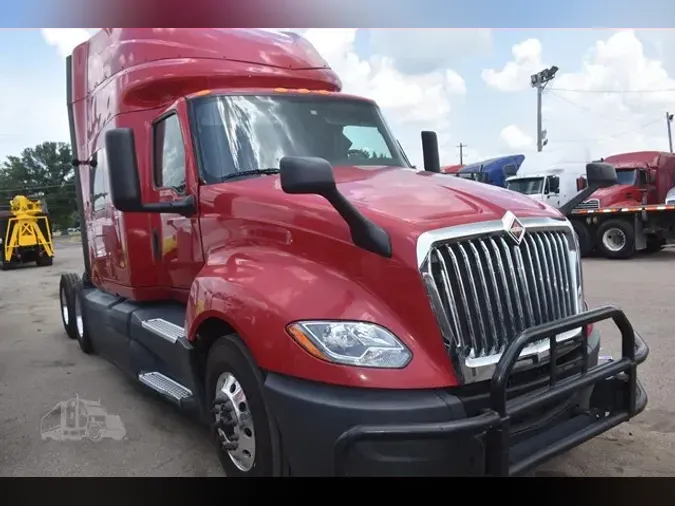 2020 INTERNATIONAL LT