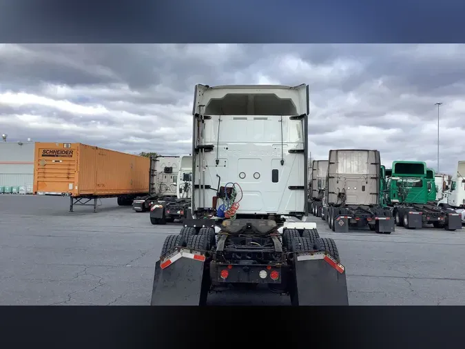 2020 International LT3730bc9e5b85a13dc61779d5651ffa6c