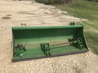 2015 John Deere 600/70084"